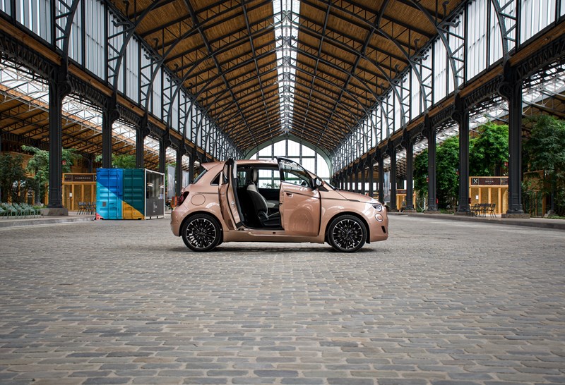 Ποιο είναι το πιο χρήσιμο item στην καθημερινότητα μιας fashion editor; H Senior Web Editor του ELLE.gr ξέρει - εικόνα 2