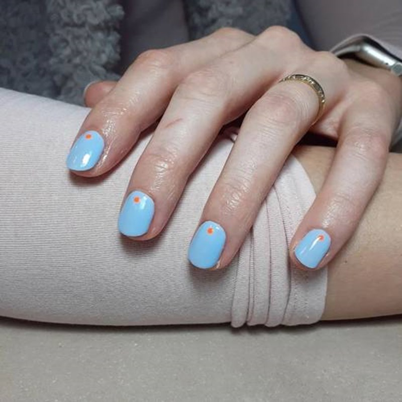 Έχουμε πάθει εμμονή μαζί τους! 8 colorfoul nail trends για όσες αγαπούν το χρώμα - εικόνα 4