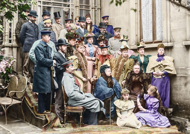 Ιούνιος στο Viasat History: Η ιστορία των χαμένων εκατομμυρίων της Γκρέις Κέλι, τα μυστικά των βασιλικών οικογενειών και ένα ταξίδι στον συναρπαστικό ανθρώπινο πολιτισμό - εικόνα 2