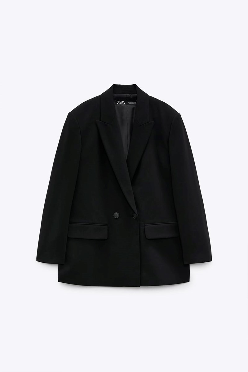 Βάζουμε στη ντουλάπα μας για το φθινόπωρο 6 basic κομμάτια με την έγκριση της Rosie Huntington-Whiteley - εικόνα 2