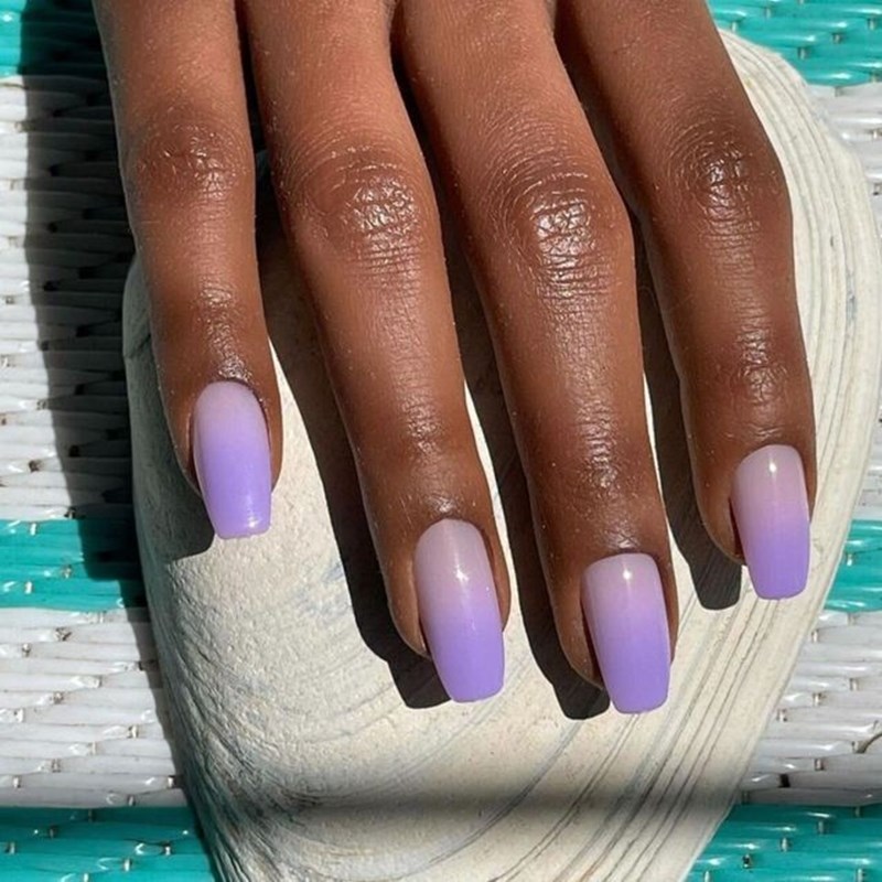 Dopamine Nails: Τα μανικιούρ που πρέπει οπωσδήποτε να δεις πριν τις διακοπές του Αυγούστου - εικόνα 4