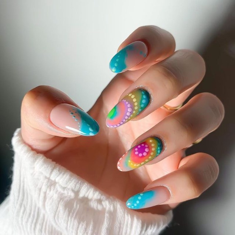 Dopamine Nails: Τα μανικιούρ που πρέπει οπωσδήποτε να δεις πριν τις διακοπές του Αυγούστου - εικόνα 1