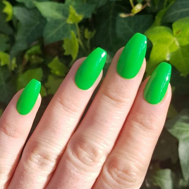 Dopamine Nails: Τα μανικιούρ που πρέπει οπωσδήποτε να δεις πριν τις διακοπές του Αυγούστου - εικόνα 6