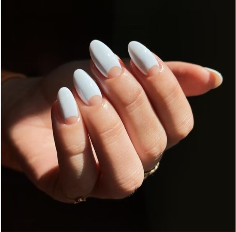 7 χρωματικές τάσεις στα βερνίκια νυχιών που θα είναι παντού αυτό το φθινόπωρο - εικόνα 3