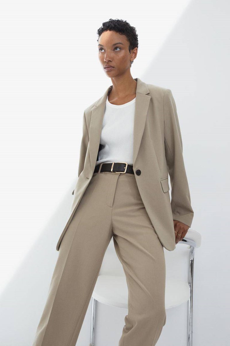 Με αυτά τα fall basics από H&M το στυλ σου την νέα σεζόν θα είναι minimal, κομψό... ΑΚΑΤΑΜΑΧΗΤΟ! - εικόνα 4