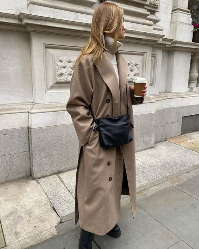 Βάζουμε στη ντουλάπα μας για το φθινόπωρο 6 basic κομμάτια με την έγκριση της Rosie Huntington-Whiteley - εικόνα 11