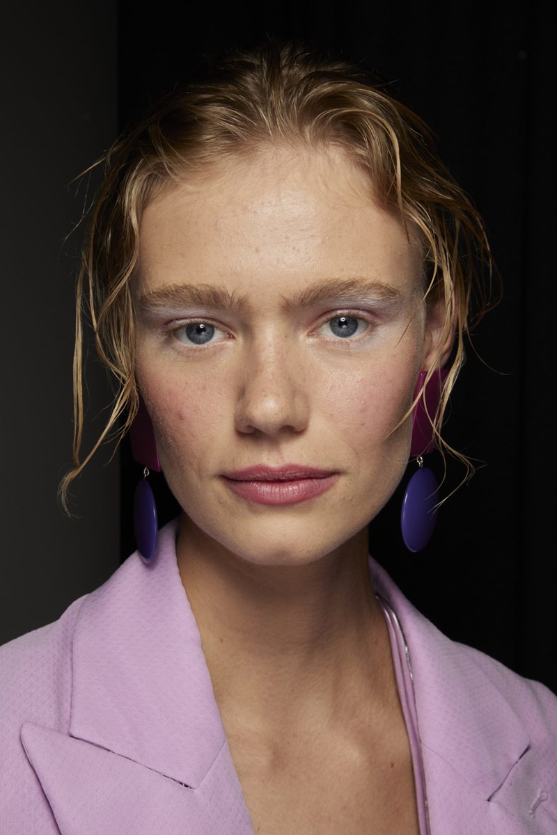 Αυτά είναι τα ωραιότερα χτενίσματα από την Εβδομάδα Μόδας του Μιλάνου - εικόνα 9