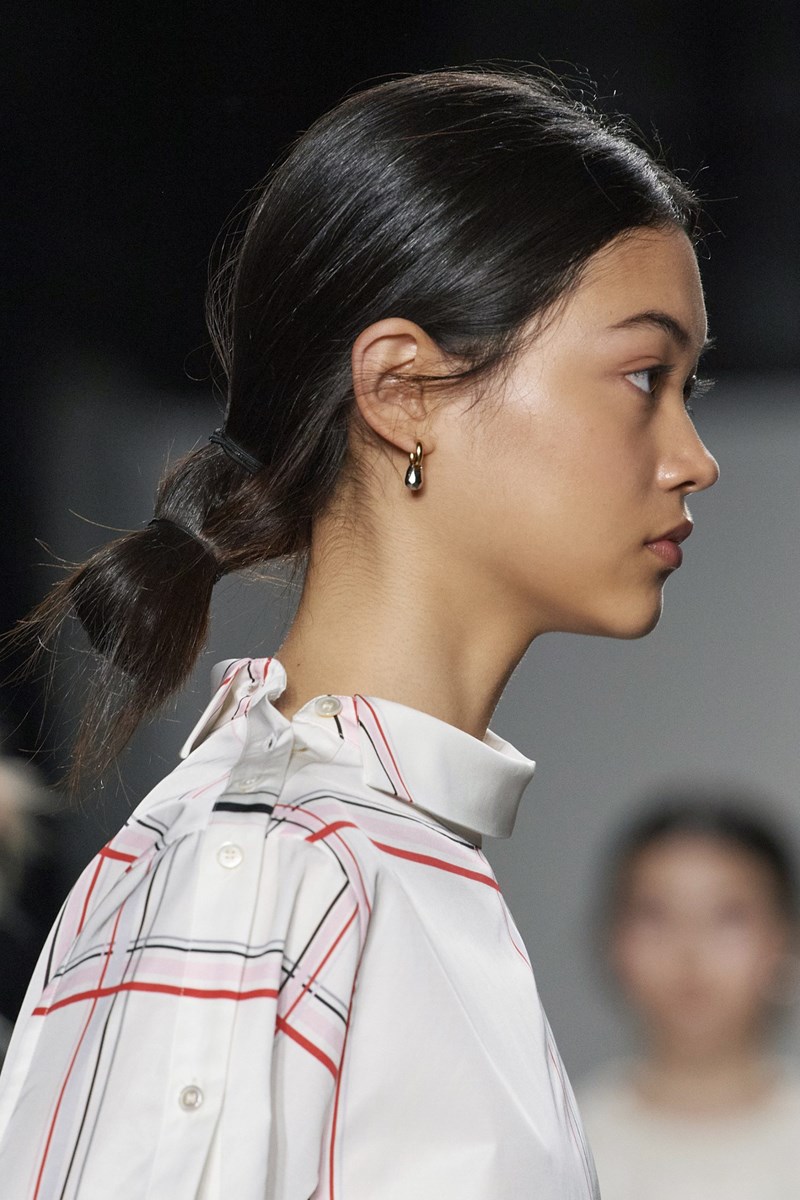 Αυτά είναι τα ωραιότερα χτενίσματα από την Εβδομάδα Μόδας του Μιλάνου - εικόνα 2