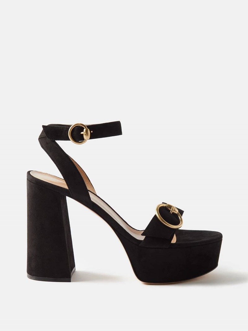 Η Emma Watson σου δείχνει πώς να φορέσεις ξανά το νυφικό σου (αυτή τη φορά όχι στην εκκλησία) - εικόνα 9