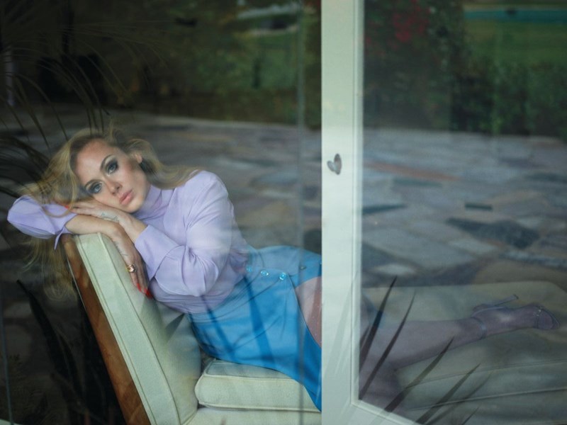 Η Adele σε μία αποκαλυπτική συνέντευξη αποκλειστικά στο ELLE - εικόνα 1