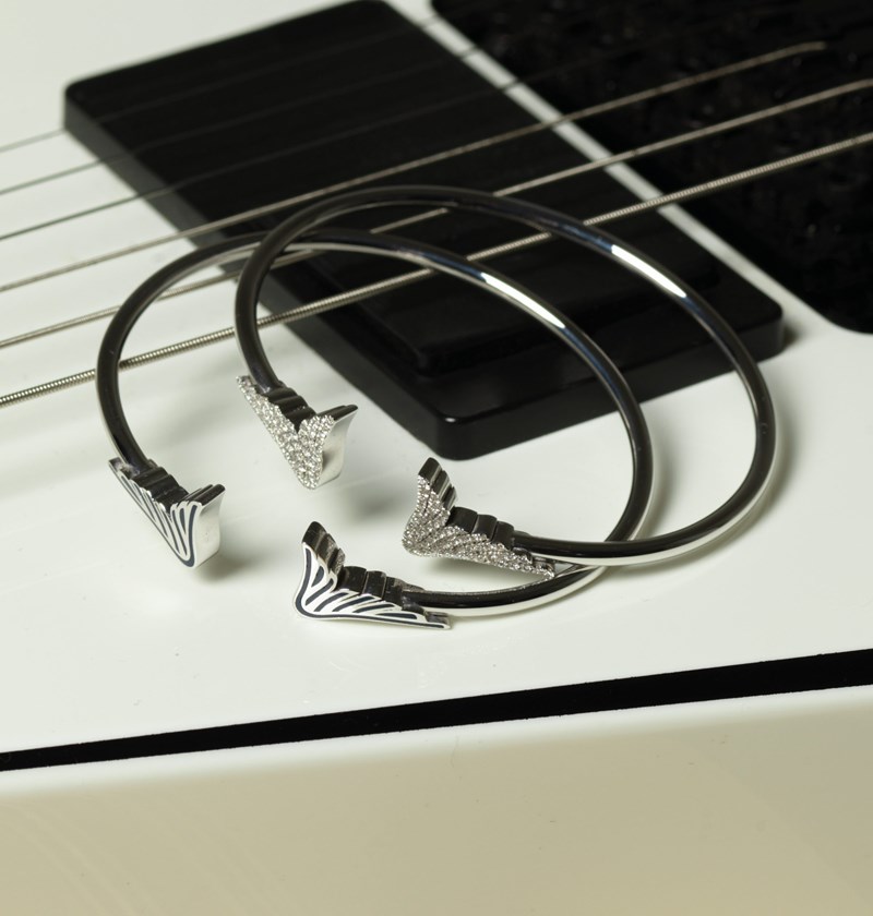 Η νέα σειρά του οίκου Kassis "Τhe Wing Bangles Collection" αναγάγει την ελευθερία σε σύμβολο που εμπνέει - εικόνα 2