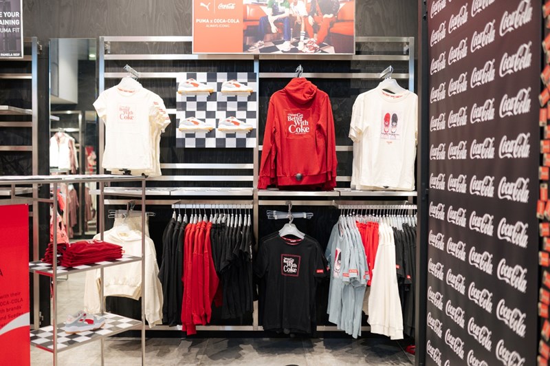 PUMA x COCA COLA: H Puma γιόρτασε τη νέα της, exclusive συλλογή, με ένα super party - εικόνα 1