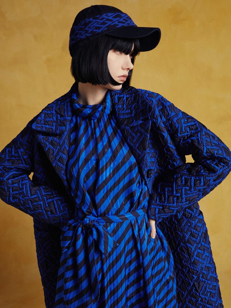 Με τα items της νέας συλλογής Tommy Hilfiger F/W 2022 οι στυλιστικοί συνδυασμοί είναι ατελείωτοι - εικόνα 6