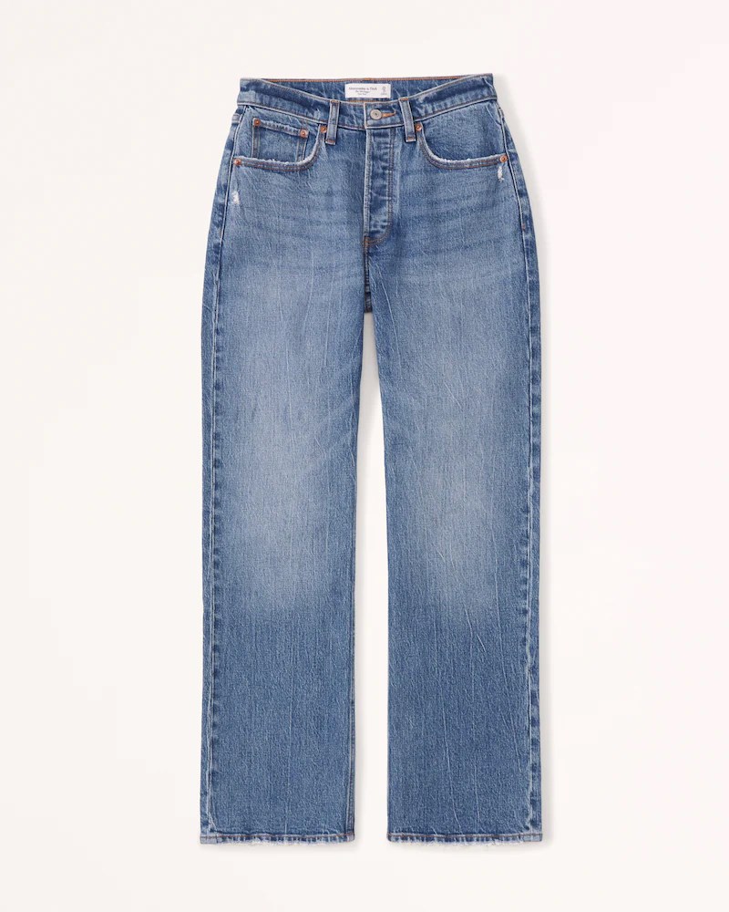 Η Kylie Jenner μας δείχνει τον πιο σύγχρονο τρόπο να φορέσουμε την cropped ζακέτα μας - εικόνα 4