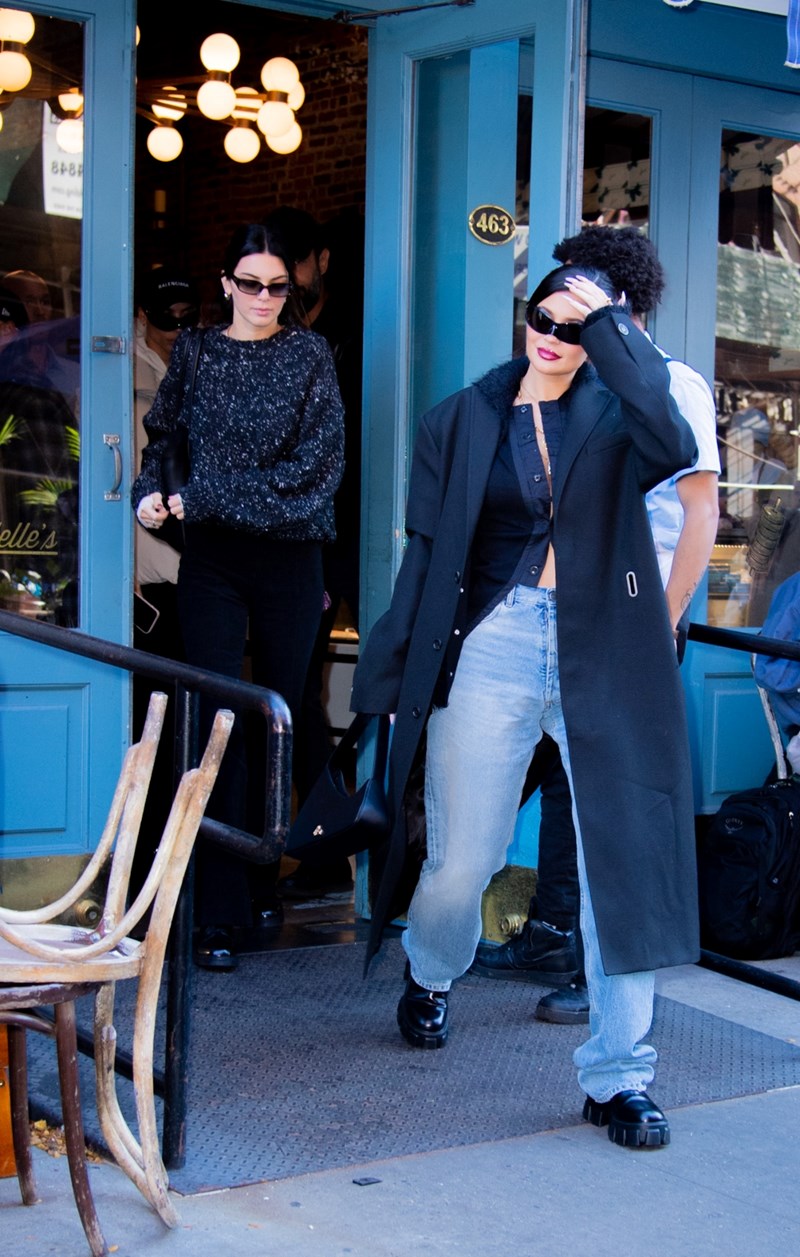 kylie-jenner-zaketa-1-elle-gr