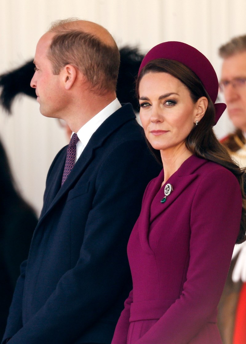 Kate Middleton: Η πρώτη, αψεγάδιαστη, black tie εμφάνισή της ως Πριγκίπισσα της Ουαλίας - εικόνα 3