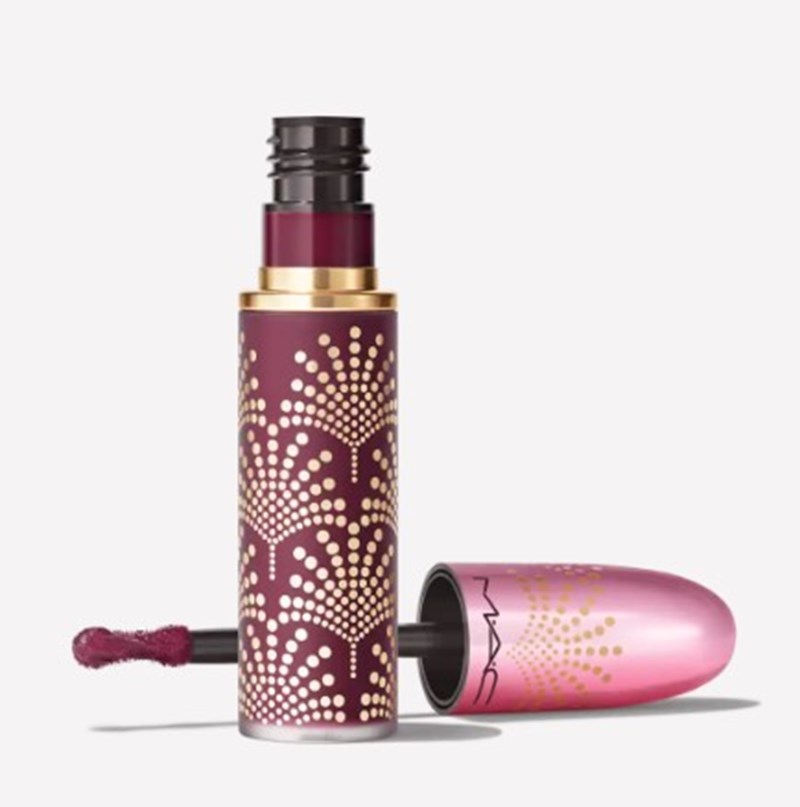 Party makeup:  5 προϊόντα αρκούν για τα πιο glam beauty looks - εικόνα 2