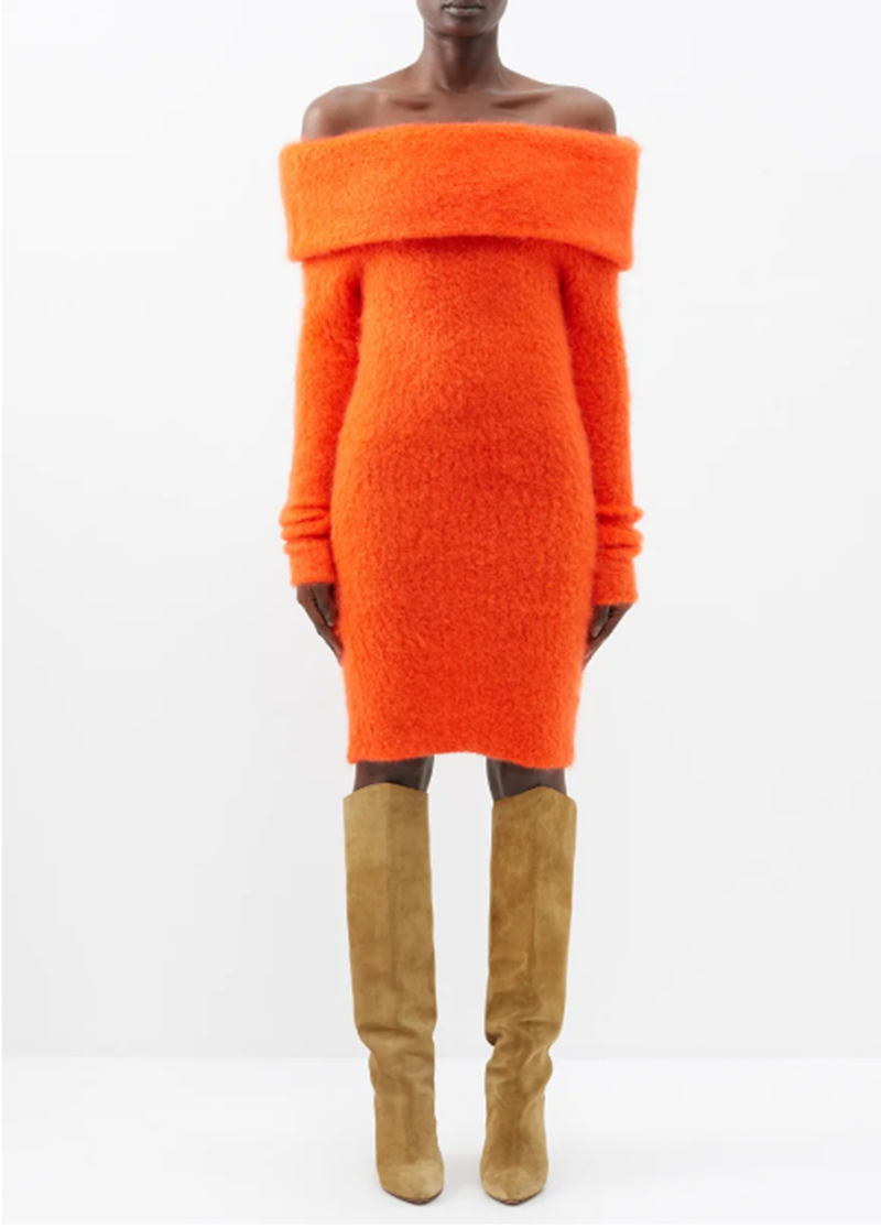 Emily Blunt: Το πλεκτό φόρεμα σε ανατρεπτική απόχρωση που μας έδωσε το τέλειο winter inspo - εικόνα 3