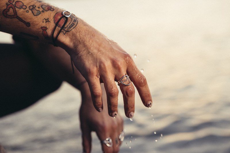 KAKURU Jewelry: Η συλλογή γουριών του για το 2023, CALMA, είναι αφιερωμένη στις διεξόδους που μας ηρεμούν μετά την τρικυμία - εικόνα 4