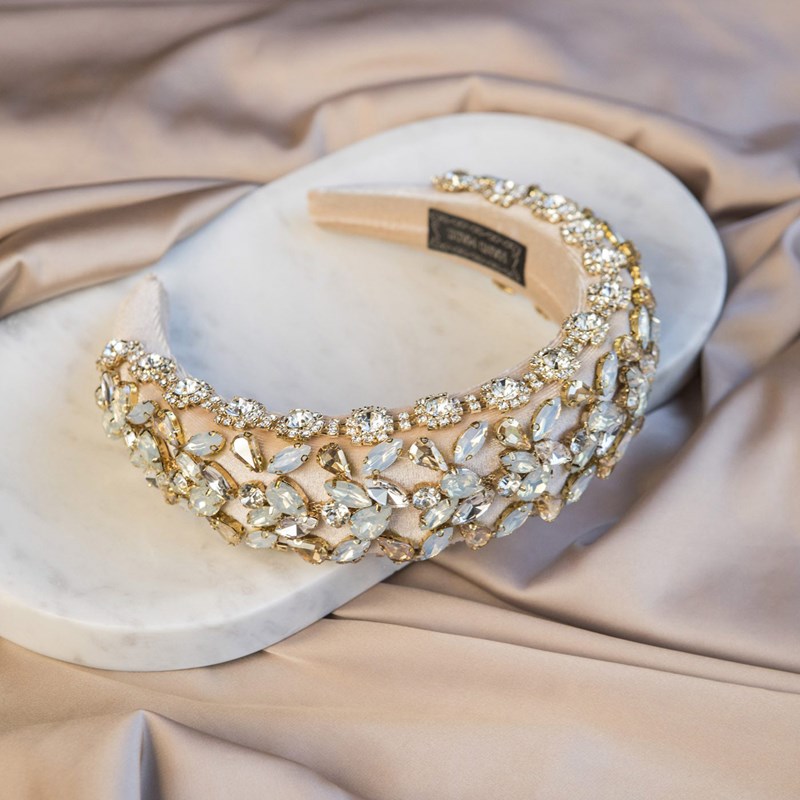 Hair Show: Πώς θα δημιουργήσεις step by step το πιο εντυπωσιακό Ponytail για τις γιορτες - εικόνα 8