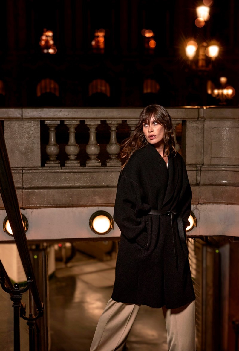 Μία λάμψη από τα Χριστουγεννιάτικα looks της Falconeri - εικόνα 1