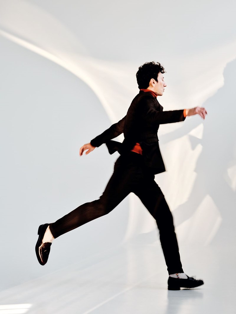 Μιχάλης Σαράντης: «Ας είμαστε  οι τελευταίοι που  θα χρειαστεί να αντισταθούμε» - εικόνα 4