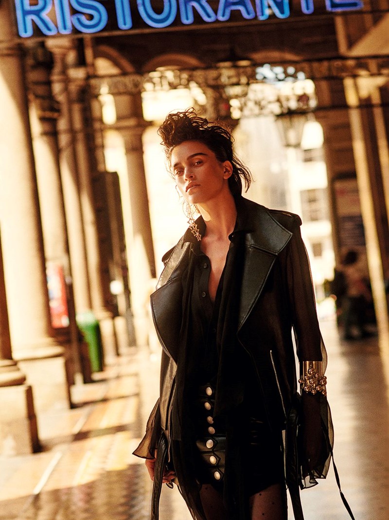 Sweet punk: Το 2023 το στιλ μας θα συνδυάζει την ενέργεια της punk με την τρυφερότητα - εικόνα 7