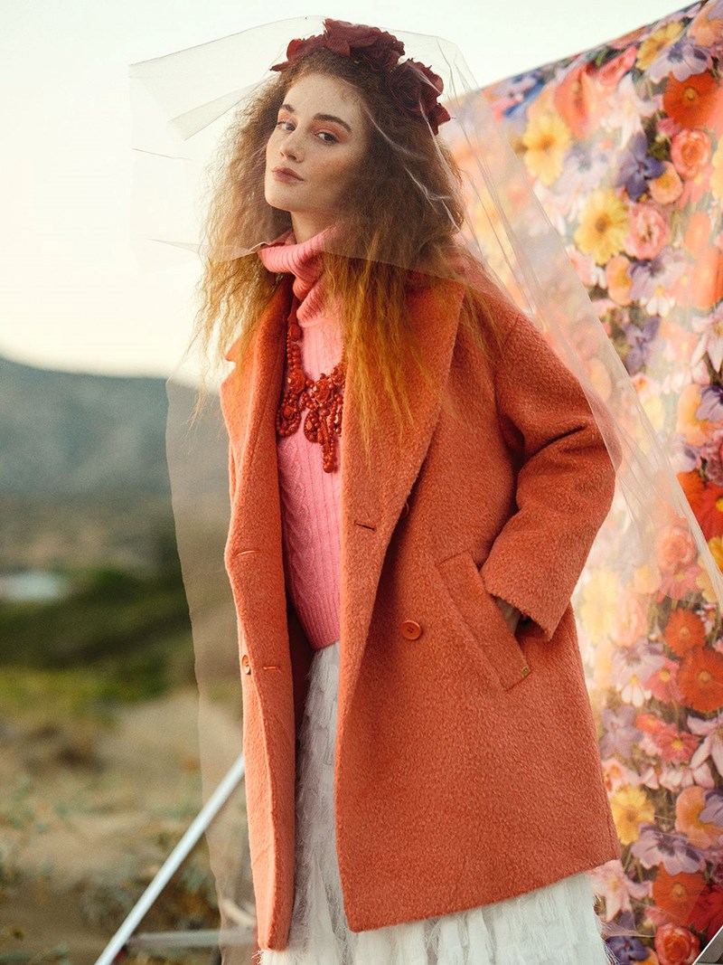 In bloom: Η μόδα των ημερών μάς προκαλεί να πάμε κόντρα στην εποχή - εικόνα 11