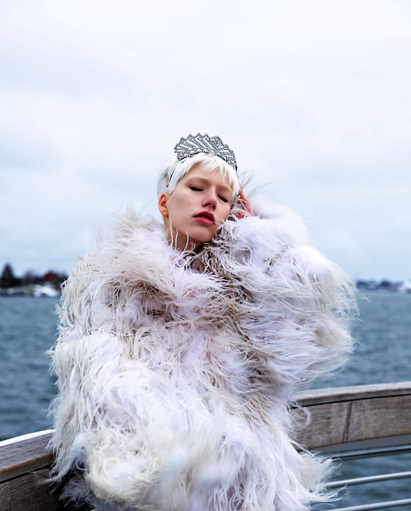 Το ELLE στη Χώρα του Χειμώνα: Το πρώτο editorial μόδας για το 2023 φωτογραφήθηκε στο Ελσίνκι - εικόνα 11