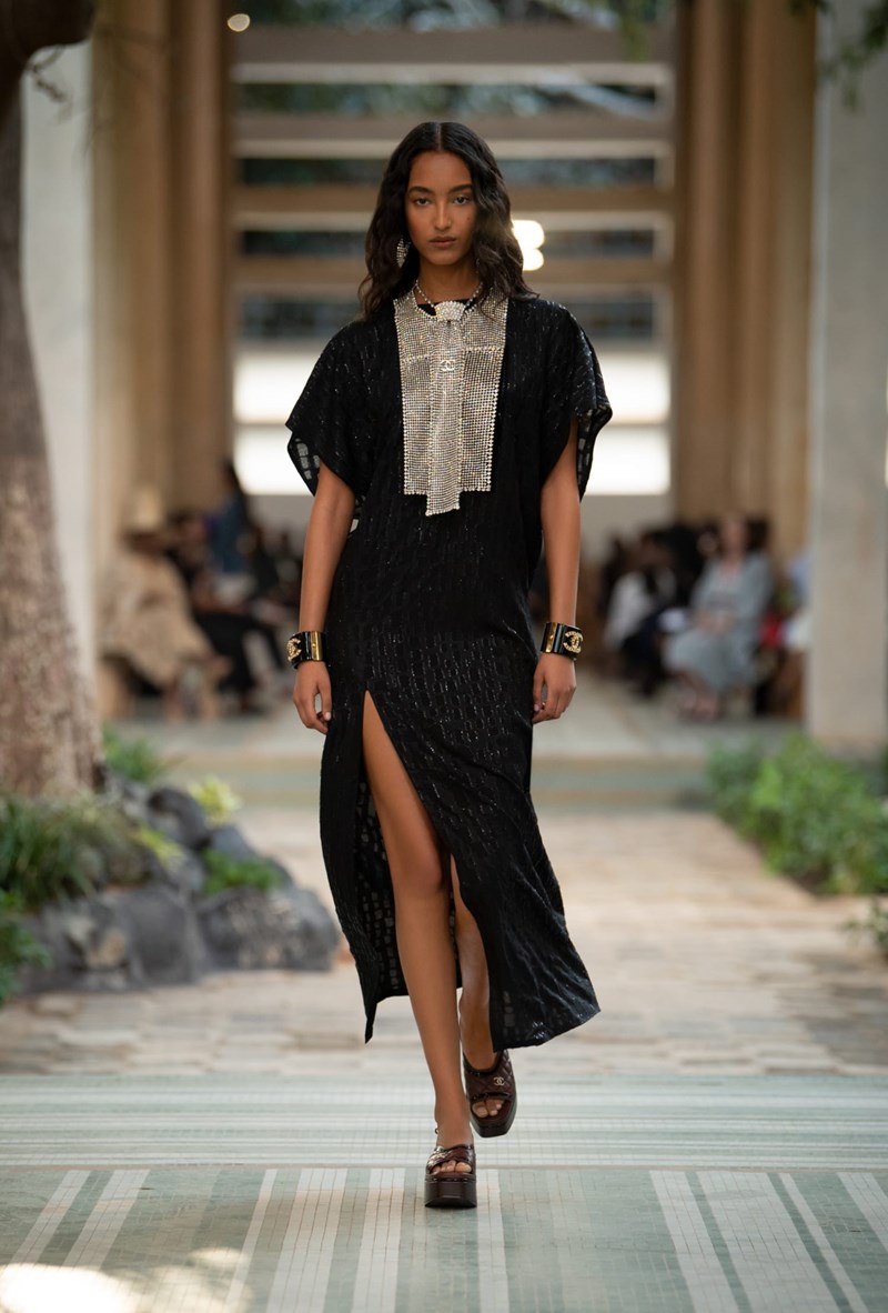 Chanel Dakar Métiers d'Art 2022/23: Τα looks που ξεχωρίσαμε από το show που έγραψε ιστορία - εικόνα 17