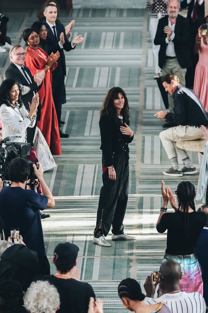 Chanel Dakar Métiers d'Art 2022/23: Τα looks που ξεχωρίσαμε από το show που έγραψε ιστορία - εικόνα 18