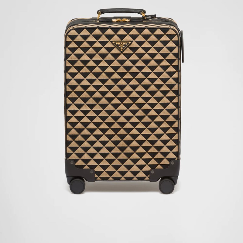 Ετοιμάζεις ταξίδι αυτές τις γιορτές; 10 βαλίτσες για να πακετάρεις σαν travel blogger - εικόνα 5