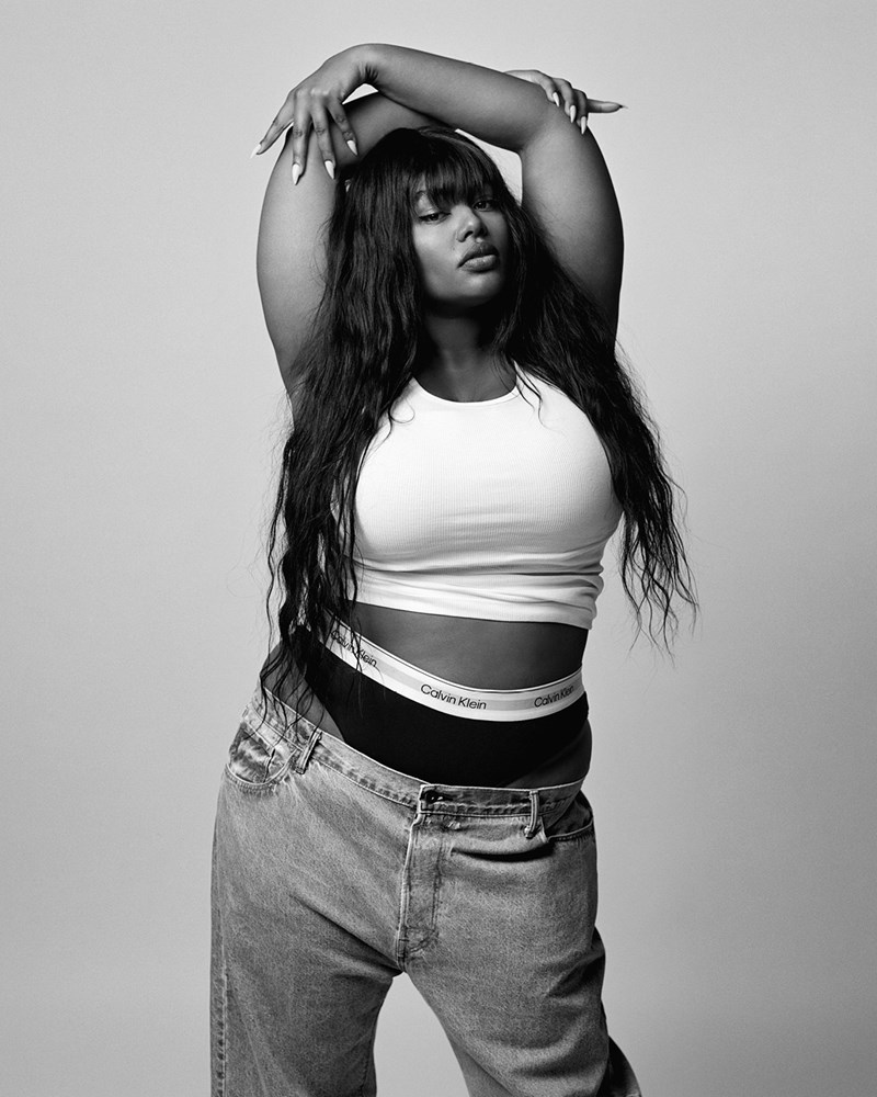 Η διαχρονικότητα και το flexibility του CK Black Denim που φέρνει το coolness των 90s’ στα roaring 20s’ - εικόνα 14