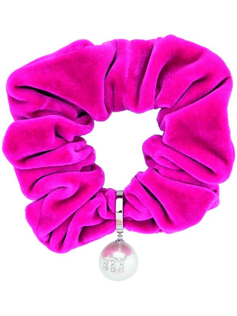 Viva Magenta: Όλα τα items που λατρεύουμε στο χρώμα της Pantone για το 2023 - εικόνα 13