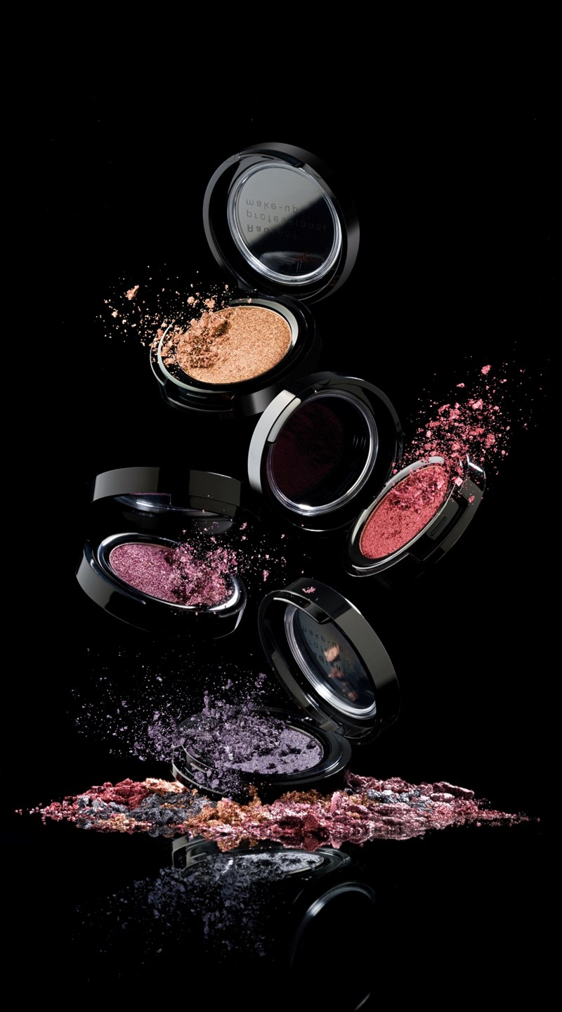 Choose to Sparkle: Η κίνηση ματ στο μακιγιάζ για το πιο εντυπωσιακό festive beauty look - εικόνα 1