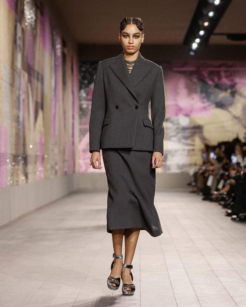 Dior Couture SS23: Το homage της Maria Grazia Chiuri στην Joséphine Baker και το στοίχημα της γυναικείας ενδυνάμωσης - εικόνα 4