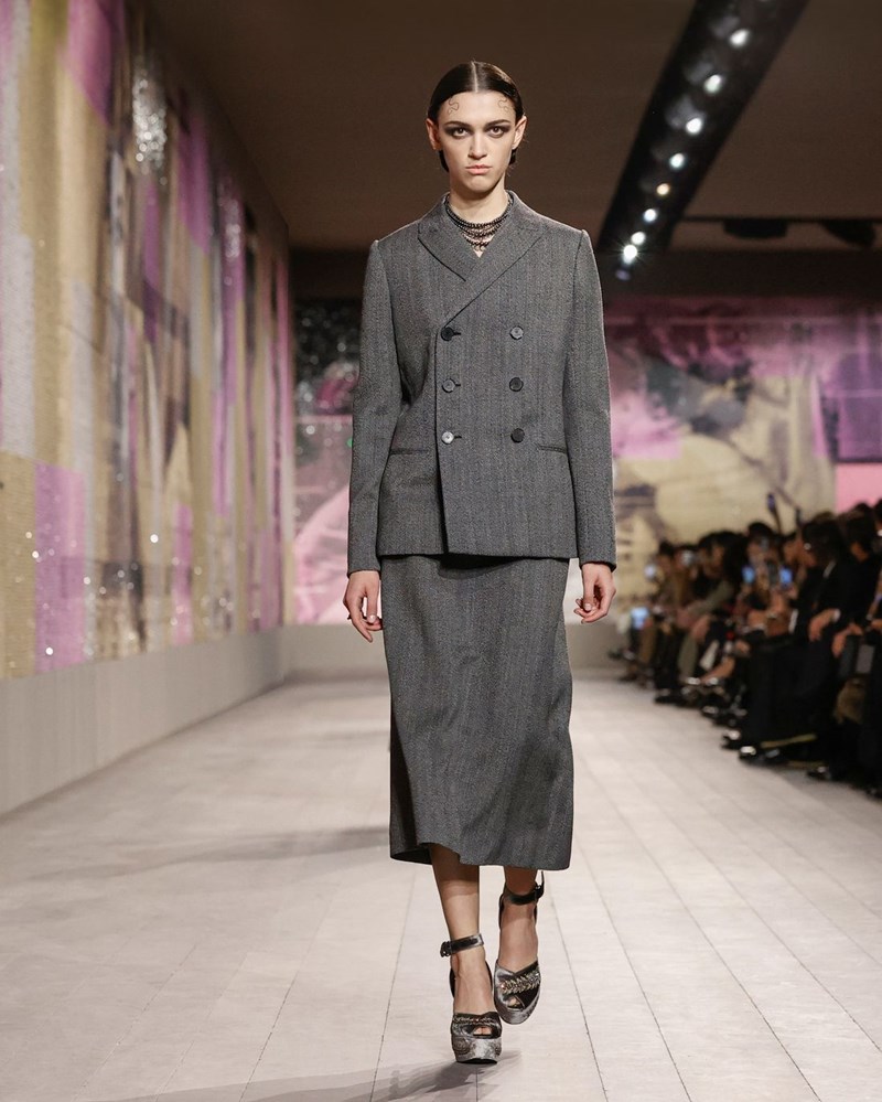 Dior Couture SS23: Το homage της Maria Grazia Chiuri στην Joséphine Baker και το στοίχημα της γυναικείας ενδυνάμωσης - εικόνα 2