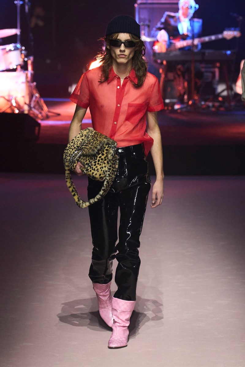 Gucci Menswear FW 2023: Ποιο είναι το μήνυμα που θέλει να περάσει ο οίκος μετά την αποχώρηση του Alessandro Michele; - εικόνα 4