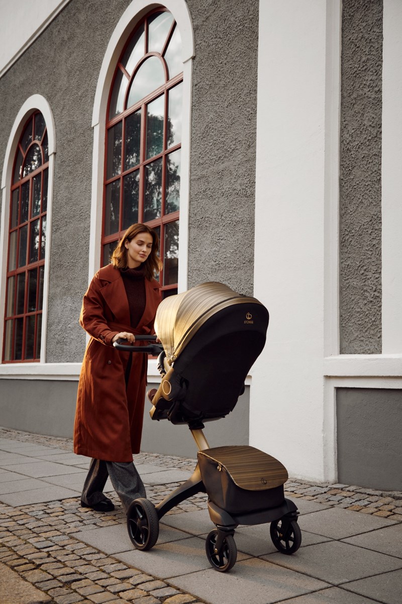 STOKKE XPLORY X GOLD EDITION:  Η νέα συλλεκτική έκδοση του καροτσιού που μεγαλώνει μαζί με το παιδί μας - εικόνα 2