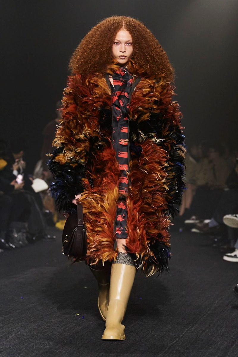 Αυτή είναι η νέα εποχή της Burberry του Daniel Lee - εικόνα 15