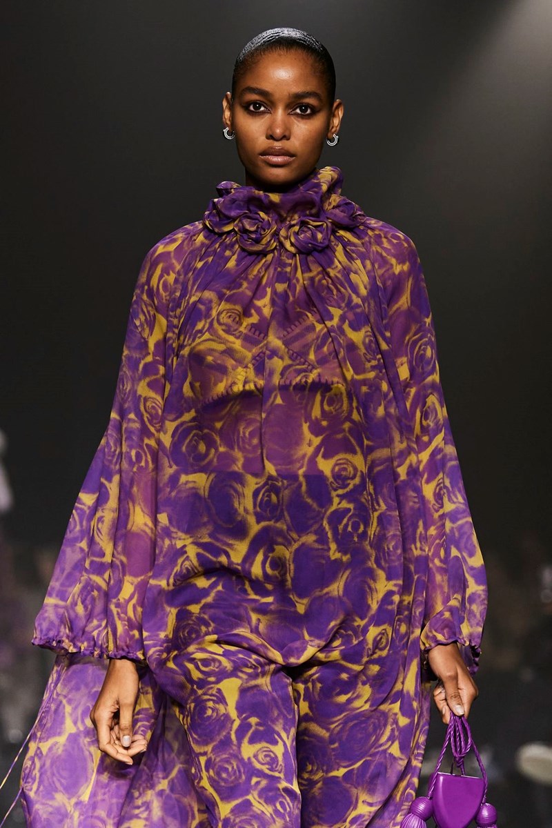 Αυτή είναι η νέα εποχή της Burberry του Daniel Lee - εικόνα 14