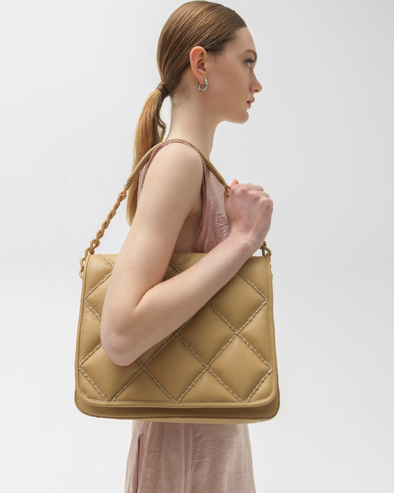 Η νέα συλλογή της Callista παντρεύει αρμονικά το κλασικό με το μοντέρνο - εικόνα 15