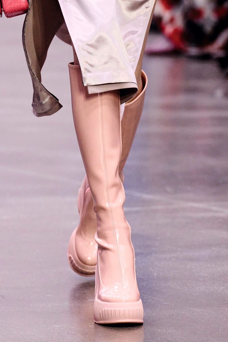 Τα 6 πιο hot αξεσουάρ της σεζόν SS23 - εικόνα 1