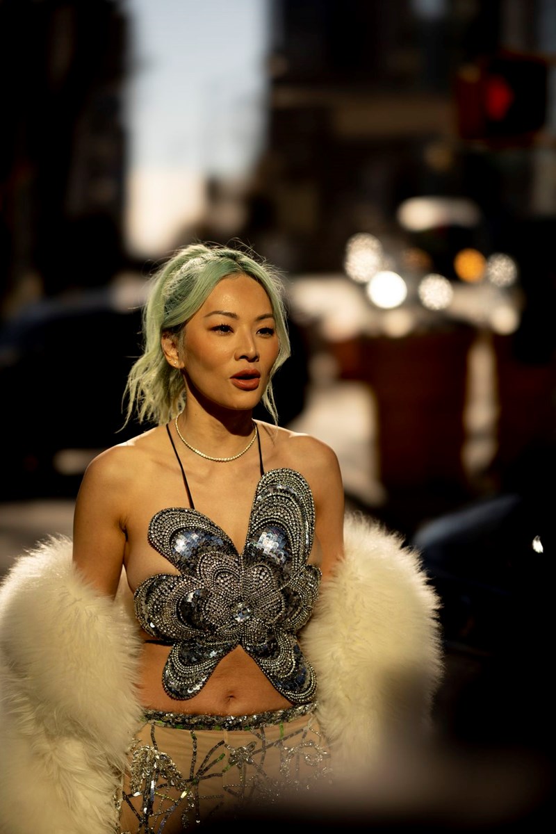 Τα καλύτερα street style looks που ξεχωρίσαμε από την εβδομάδα μόδας της Νέας Υόρκης - εικόνα 2