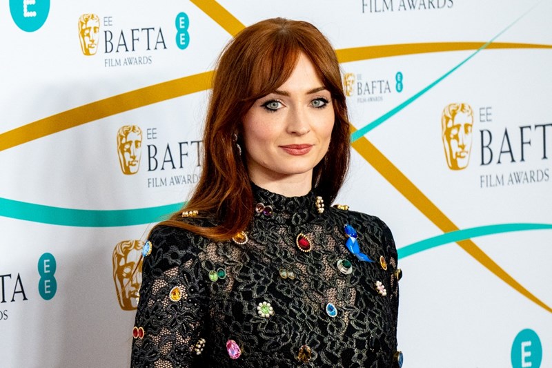 BAFTA 2023: Τα ωραιότερα hair & makeup looks των celebrities - εικόνα 3