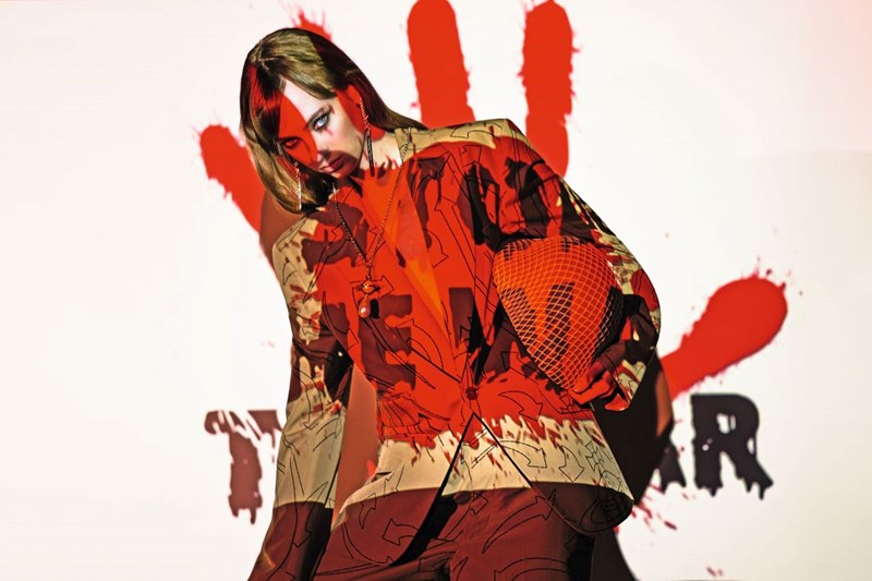 Το ELLE φωτογραφίζει αποκλειστικά την SS2023 συλλογή της Vivienne Westwood - εικόνα 5