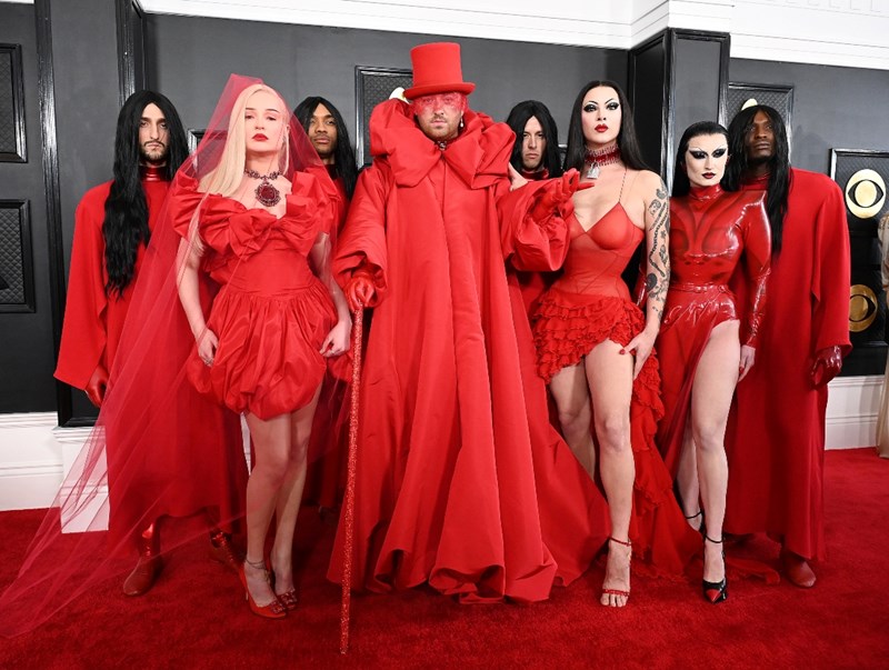 Grammy 2023: Η ολόσωμη φόρμα του Harry Styles που νίκησε όλες τις εκκεντρικές παρουσίες, η σαρωτική Beyoncé και πολύ βολάν - εικόνα 4