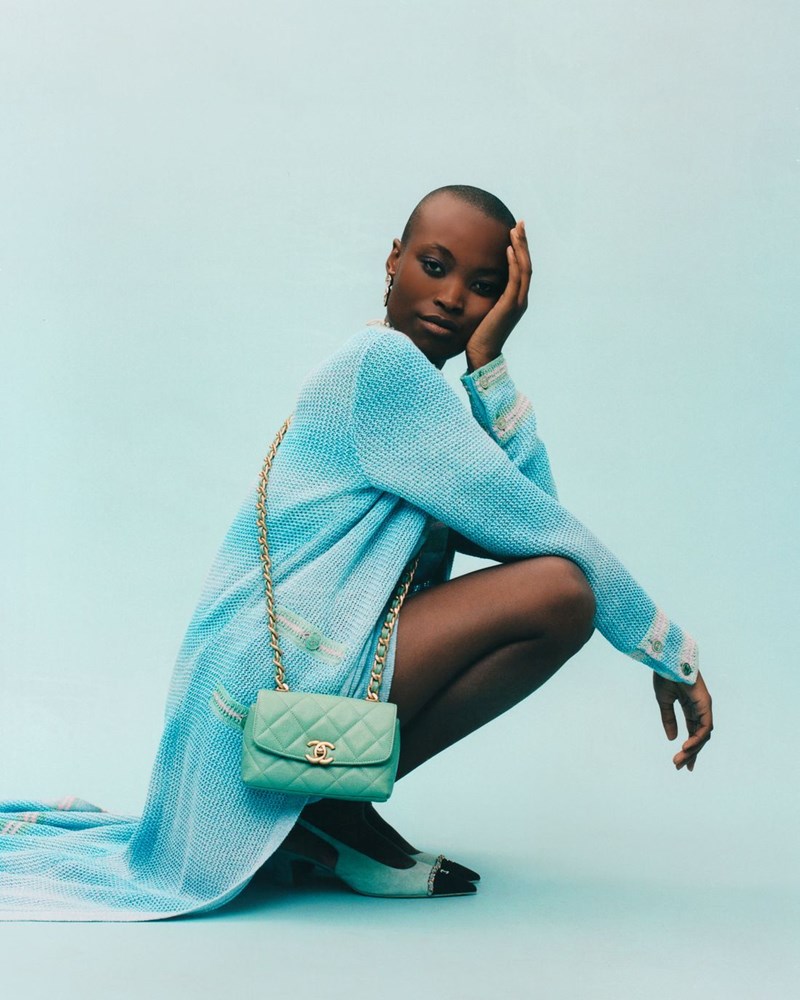 Ουράνια πλάσματα: Η μόδα αυτής της σεζόν λατρεύει όλες τις αποχρώσεις του μπλε - εικόνα 2