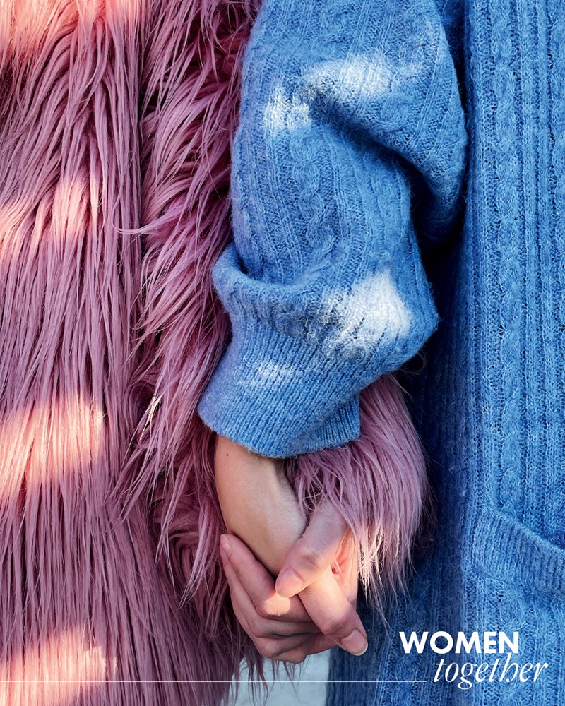 WOMEN TOGETHER: Δύο διασωθείσες έμφυλης βιας από τον ίδιο κακοποιητή σήμερα είναι αδερφές από επιλογή - εικόνα 1