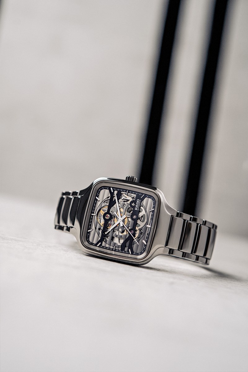 Rado True Square Skeleton: Συναρπαστική θέα περίτεχνης ομορφιάς - εικόνα 2
